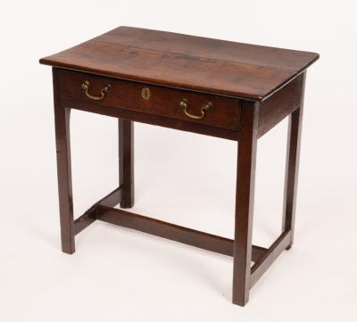 An 18th Century oak side table 2dc0ad
