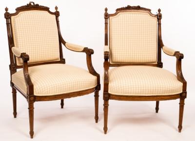 A pair of 19th Century French walnut