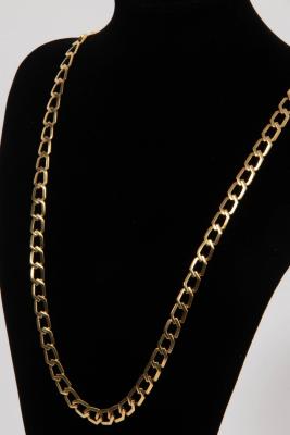An 18ct yellow gold necklace of