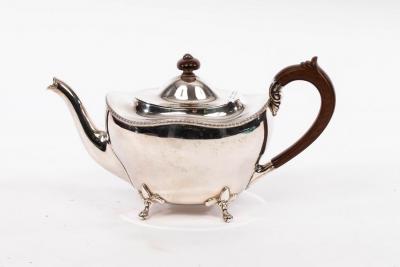 A silver teapot, Birmingham 1941, of