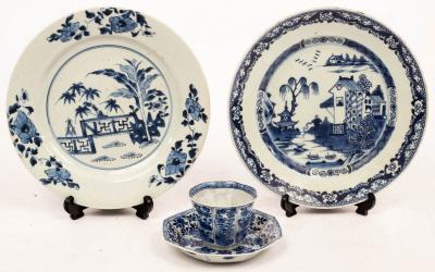 A Chinese blue and white tea bowl 2dc47e