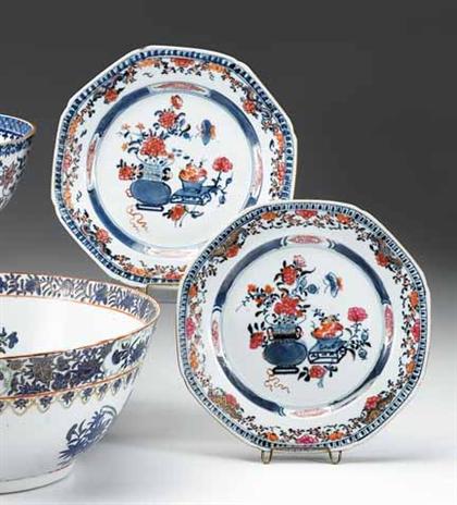 Pair of Chinese export porcelain