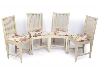 A set of four Swedish painted dining 2dc65f