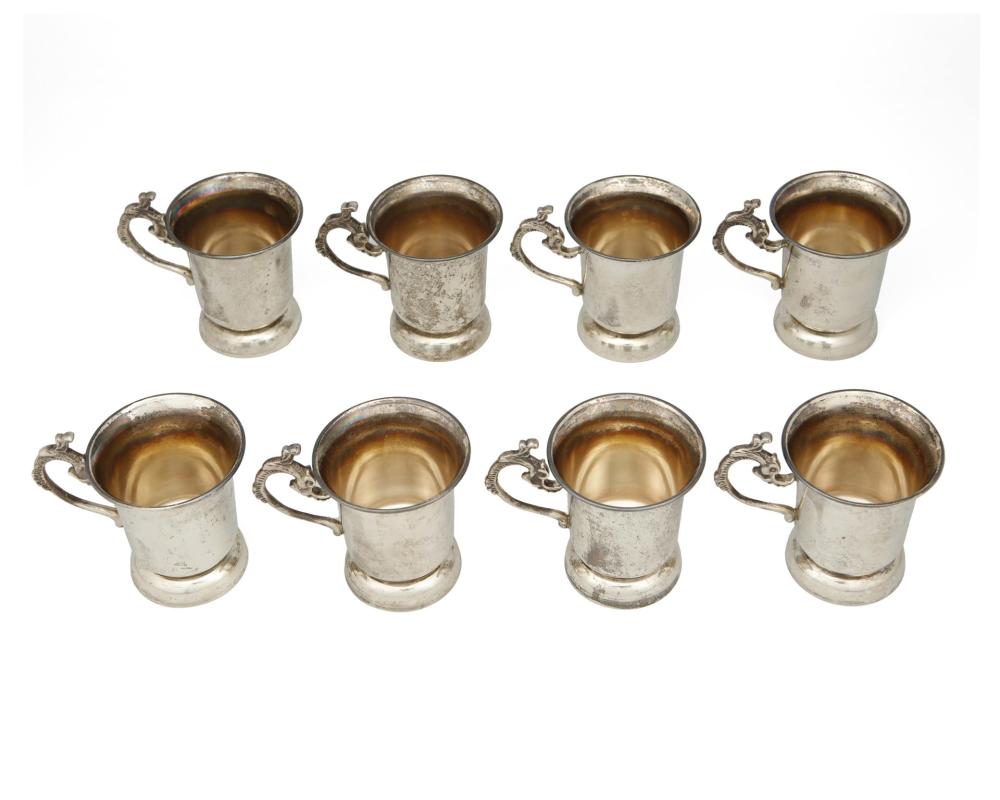 A SET OF SILVER CUPSA set of silver 2dac53