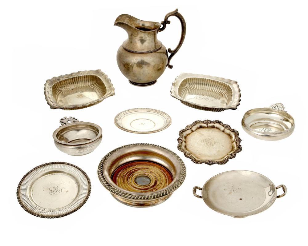 A GROUP OF STERLING SILVER HOLLOWAREA