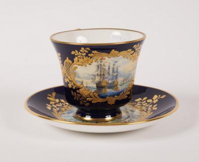 A Lynton cabinet cup and saucer  2dd6a3