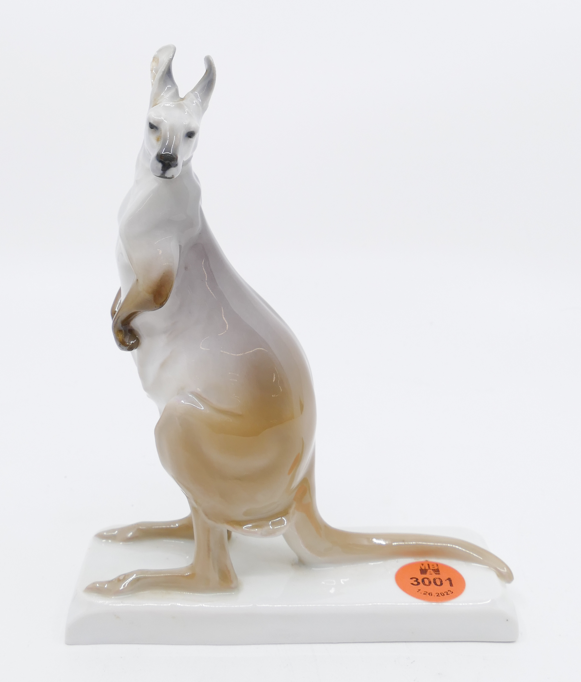 Meissen Kangaroo Porcelain Figurine  2dd6c8