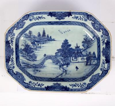 A Chinese export blue and white