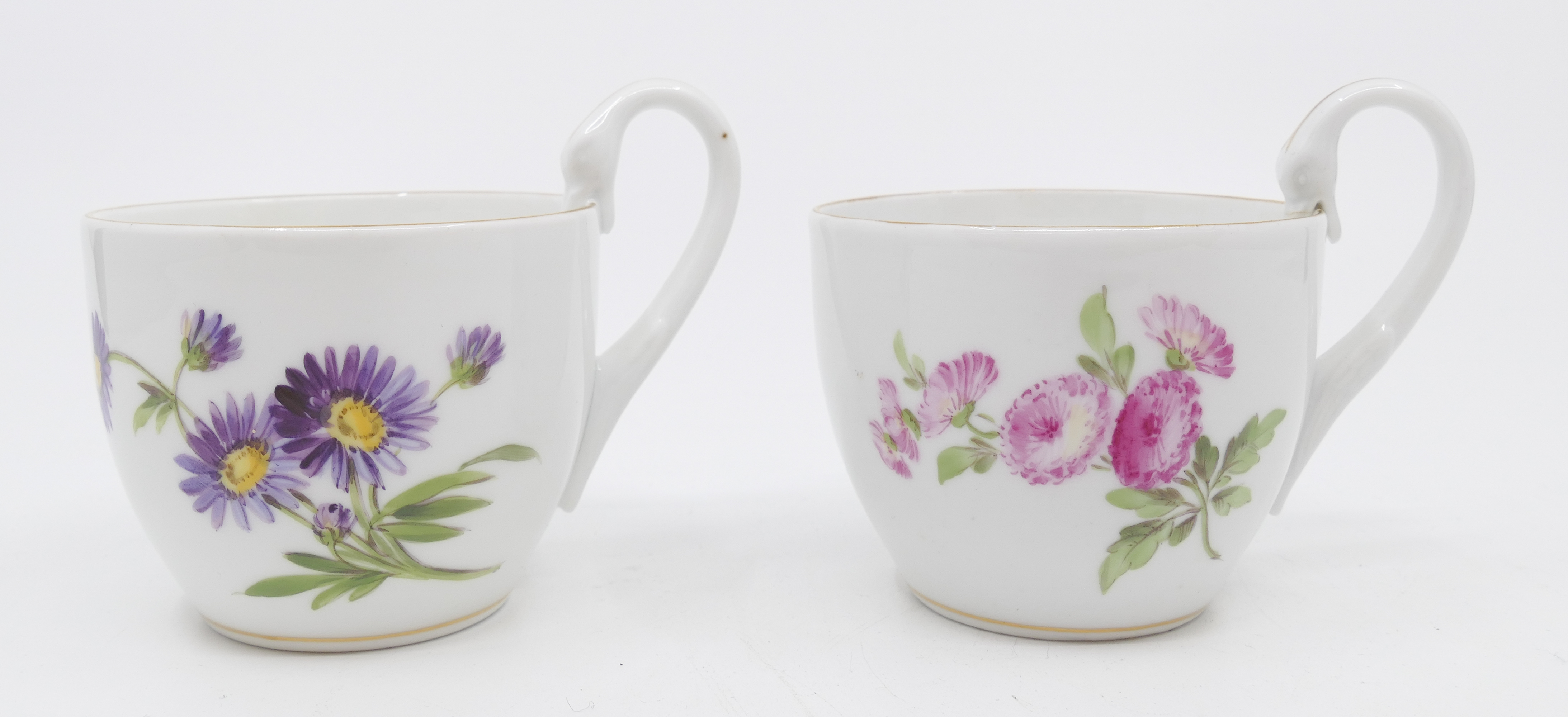 2pc Meissen Floral Porcelain Teacups  2dd79c