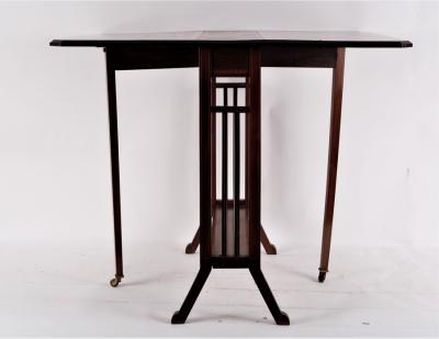 An Edwardian mahogany Sutherland