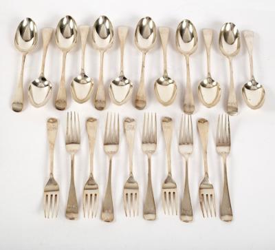 A part canteen of silver flatware  2dd9ed