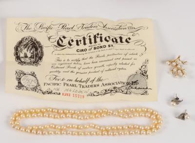 A single row of Ciro cultured pearls  2dda13