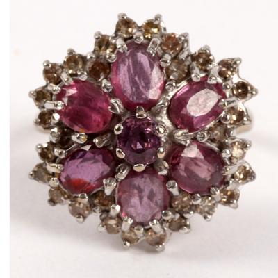 A ruby and diamond cluster ring  2dda14