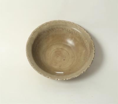 A Chinese celadon bowl, Yuan dynasty,