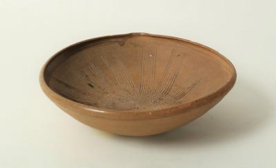 A Changsha shallow pouring bowl, 10th