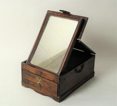 A Chinese hardwood shaving stand with