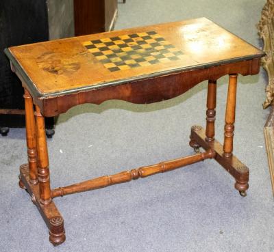 A Victorian walnut inlaid games 2ddaef