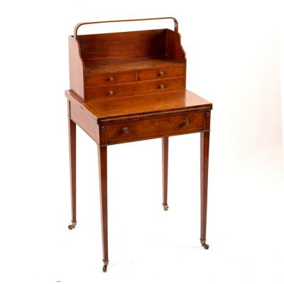 A late 18th Century mahogany Cheveret