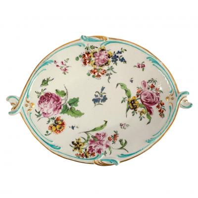 A Derby oval dish circa 1760, painted