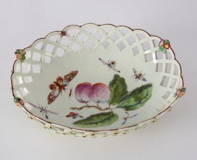 A Derby oval pierced basket, circa