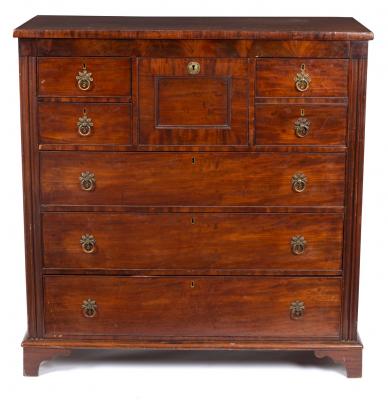 A Regency mahogany chest of four 2ddfce