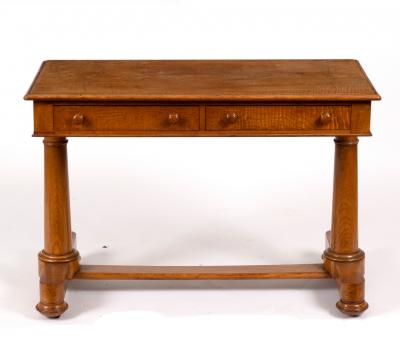 A Victorian satin walnut table 2ddfef