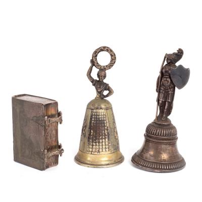 A Continental silver table bell 2de13d