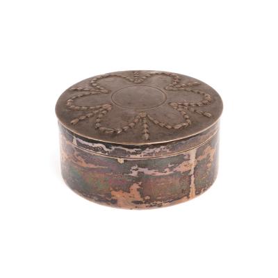 A George III circular silver box  2de180