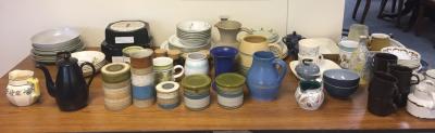 A quantity of Denby, and other kitchen