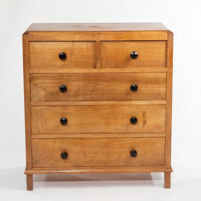 Gordon Russell a walnut chest 2de517