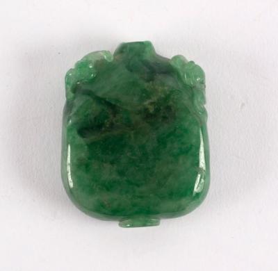 A Chinese jadite snuff bottle of 2de685
