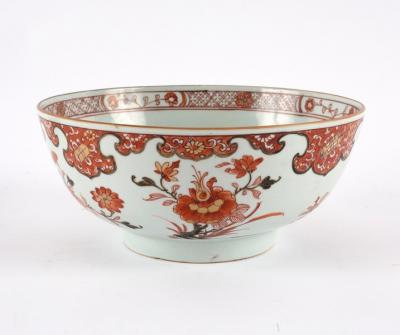 A Chinese bowl, painted chrysanthemums