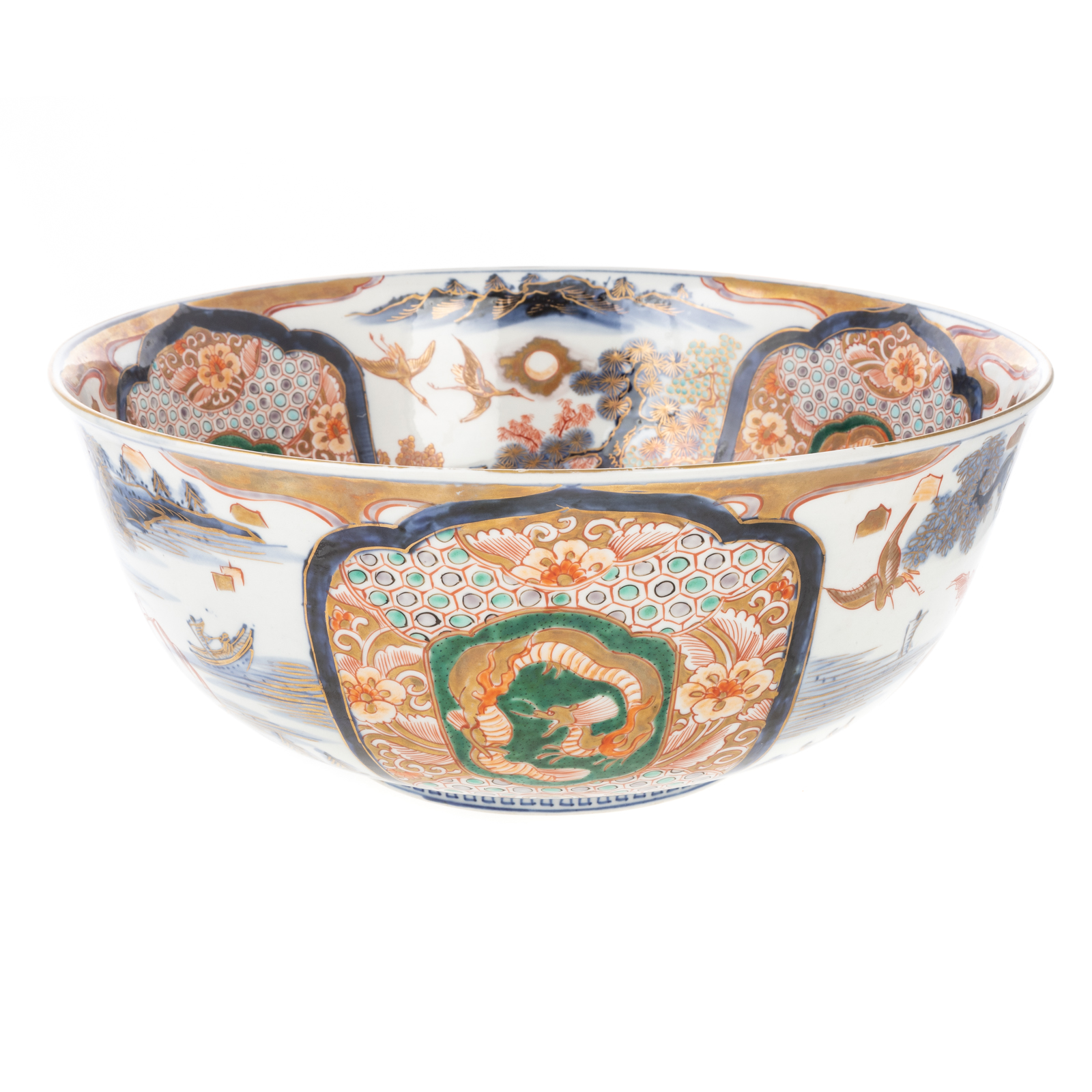 LARGE JAPANESE IMARI PORCELAIN BOWL