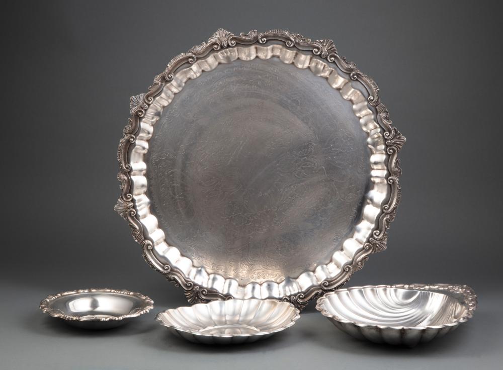 CIRCULAR SILVERPLATE TRAY WITH