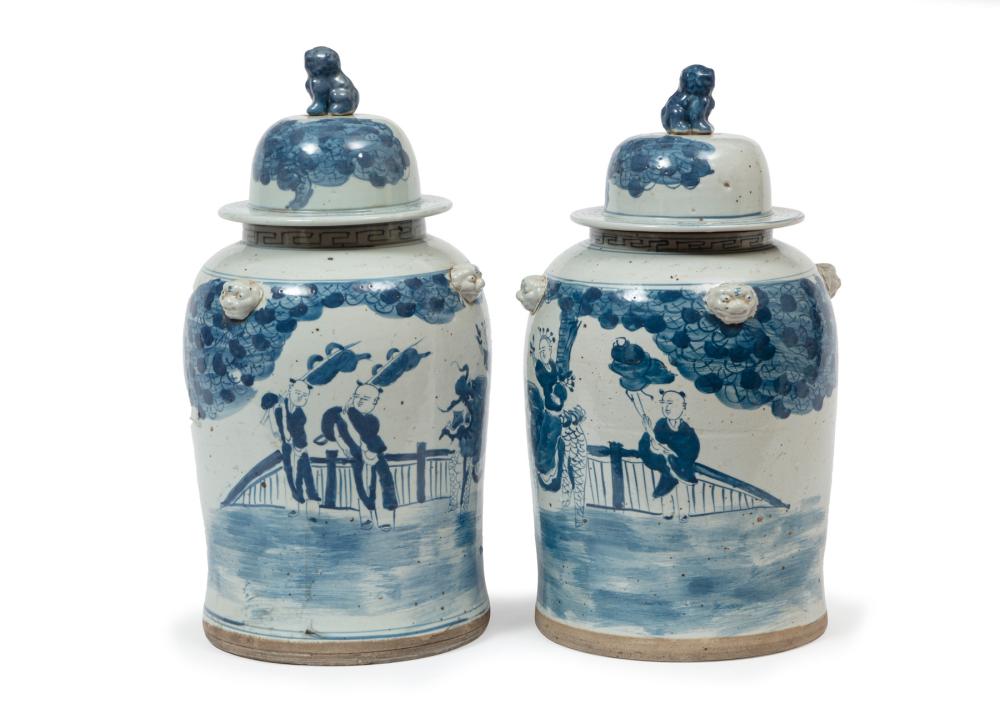 CHINESE BLUE AND WHITE PORCELAIN