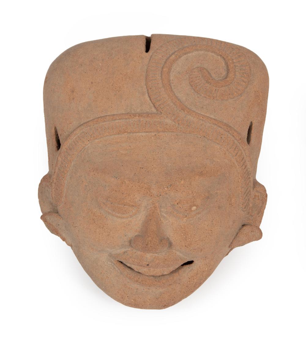 PRE-COLUMBIAN POTTERY SONRIENTE HEADPre-Columbian