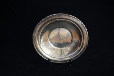 An American sterling silver charger  2dc87d