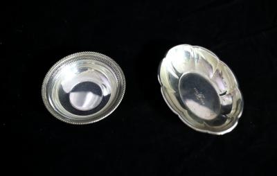 Two American sterling silver bowls  2dc880