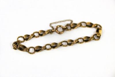 A 9ct yellow gold fancy link bracelet  2dc899