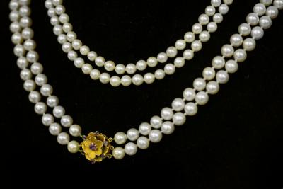 A cultured pearl two row necklace  2dc8a4