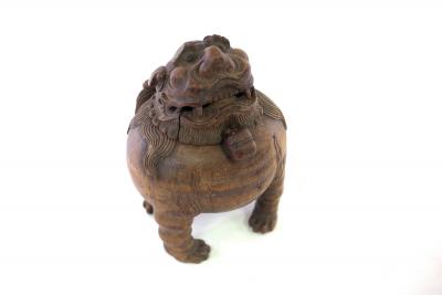 A large Chinese carved bamboo root 2dc969