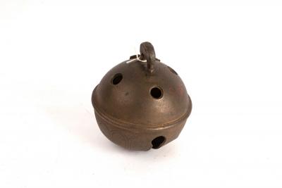 An 18th Century cast bronze Crotal bell