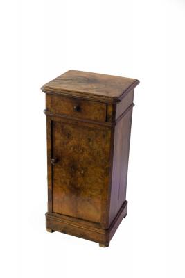 A Victorian walnut bedside pot