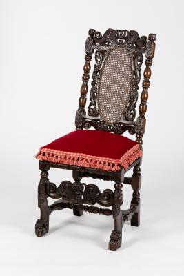 A single chair of Carolean design 2dce4d