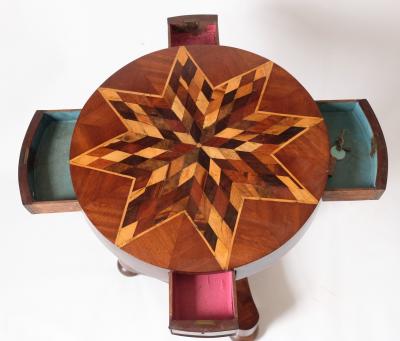 A Victorian mahogany drum table with