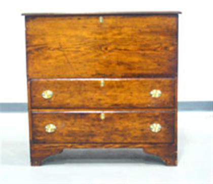     	Pine blanket chest,    early