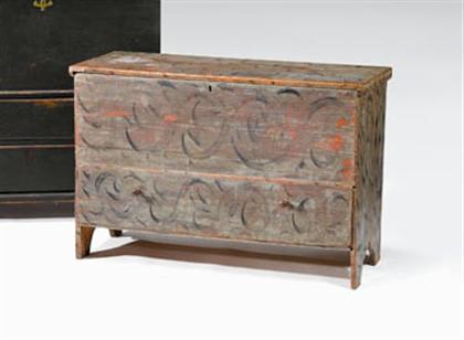  Grain painted blanket chest 49514