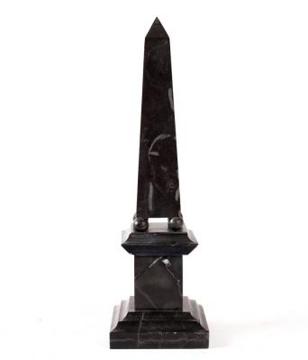 A decorative obelisk, 40cm high