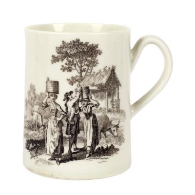 A Worcester tapering cylindrical mug,