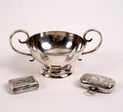 An Edwardian silver sovereign holder,